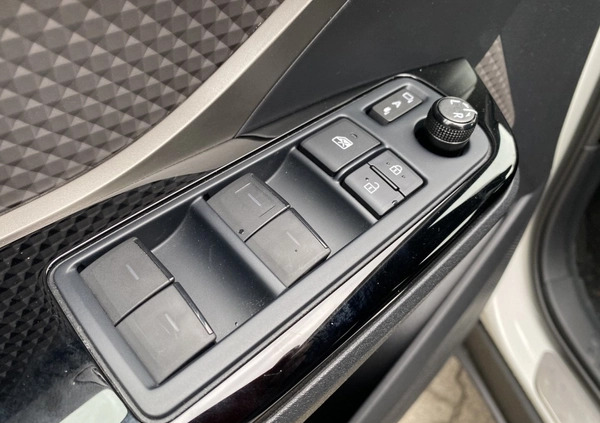 Toyota C-HR cena 121900 przebieg: 40255, rok produkcji 2021 z Kalisz małe 562